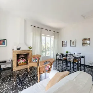 https://hintown-villa-monterosso-apartment-bellavista.hotelitalianriviera.com